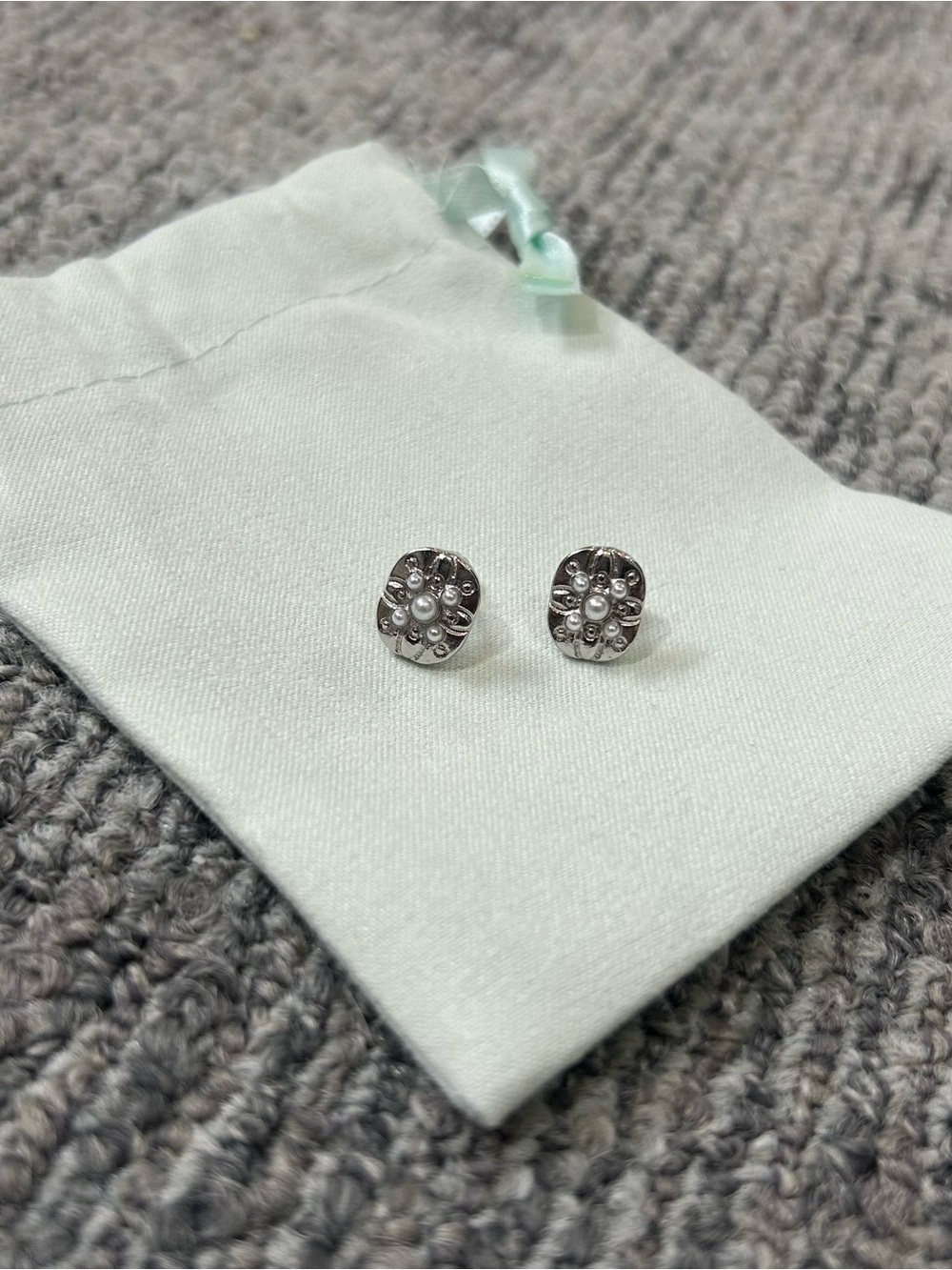 Sand Dollar Pearl Inlay Silver Post Stud Beach Summer Dainty Earrings✨